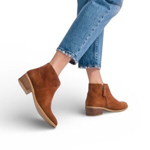 Hush Puppies Sienna Suede Ankle Boots Size 8.5